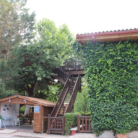 Hotel Jakue Puente la Reina Екстериор снимка