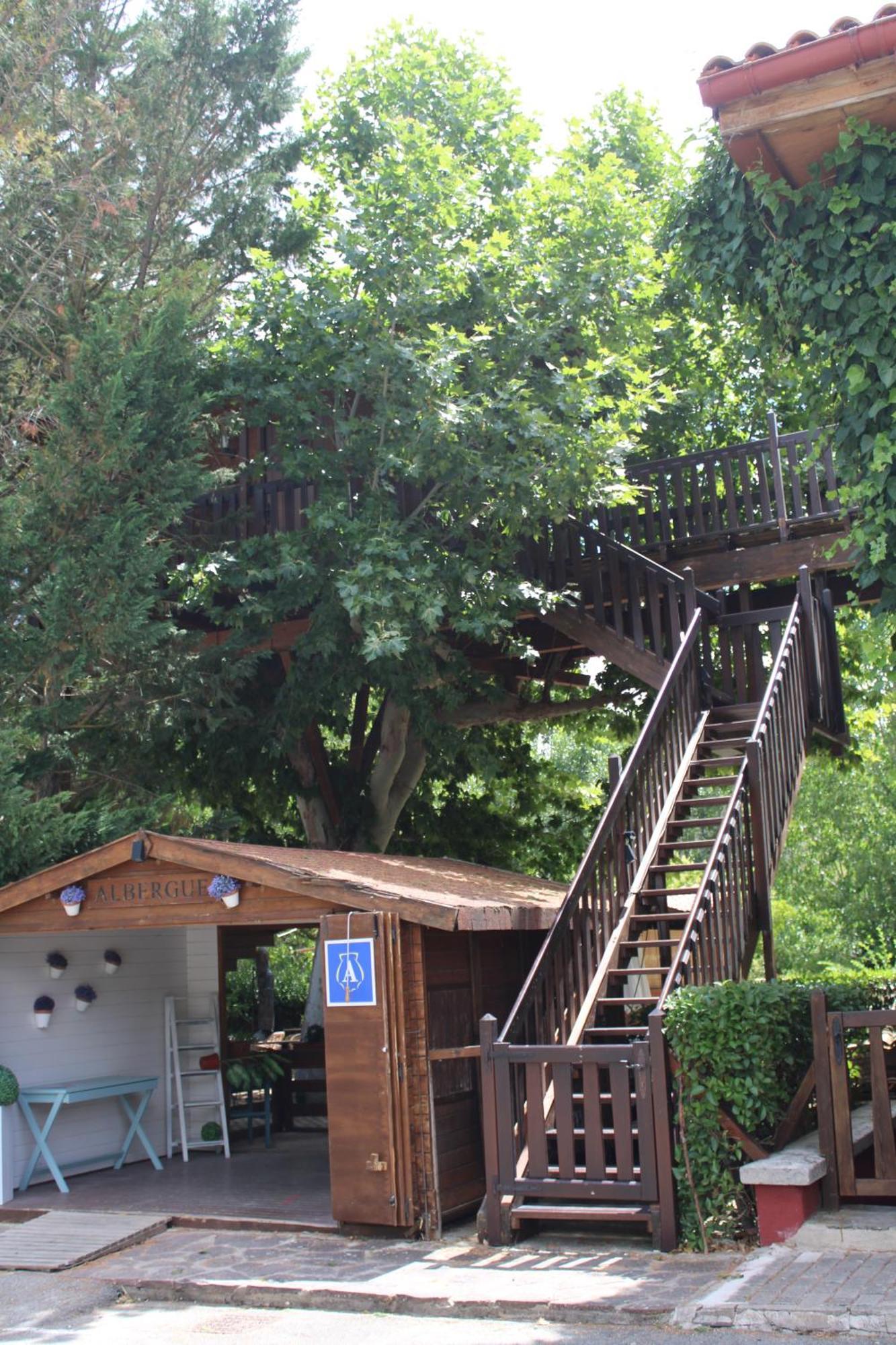 Hotel Jakue Puente la Reina Екстериор снимка