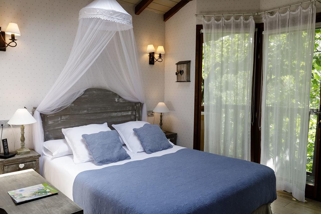 Hotel Jakue Puente la Reina Екстериор снимка